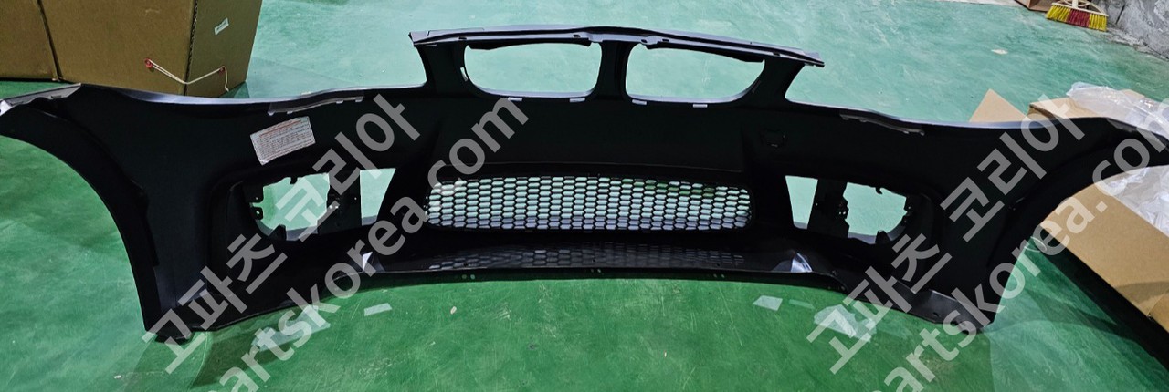 BMW 1시리즈 E82 앞범퍼 M1룩 안개등타입 에프터신품세트 사진 5