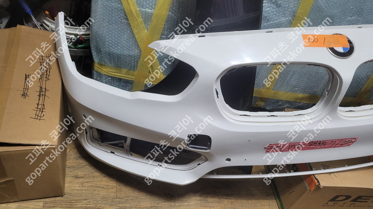 BMW 1시리즈 F20 후기 앞범퍼 센서4구 노즐X 중고
