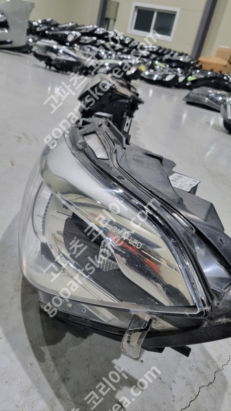 BMW 1시리즈 F20 후기 헤드라이트 조수석 LED 사진 2