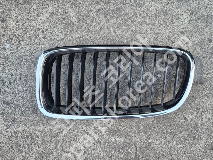 BMW 3시리즈 F30 그릴 운전석 LH 그릴 중고