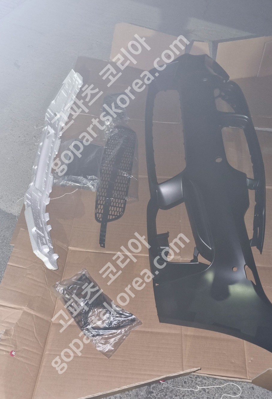 BMW 3시리즈 F30 앞범퍼 바디킷 앗세이 센서4구 노즐2구 카메라X 중고