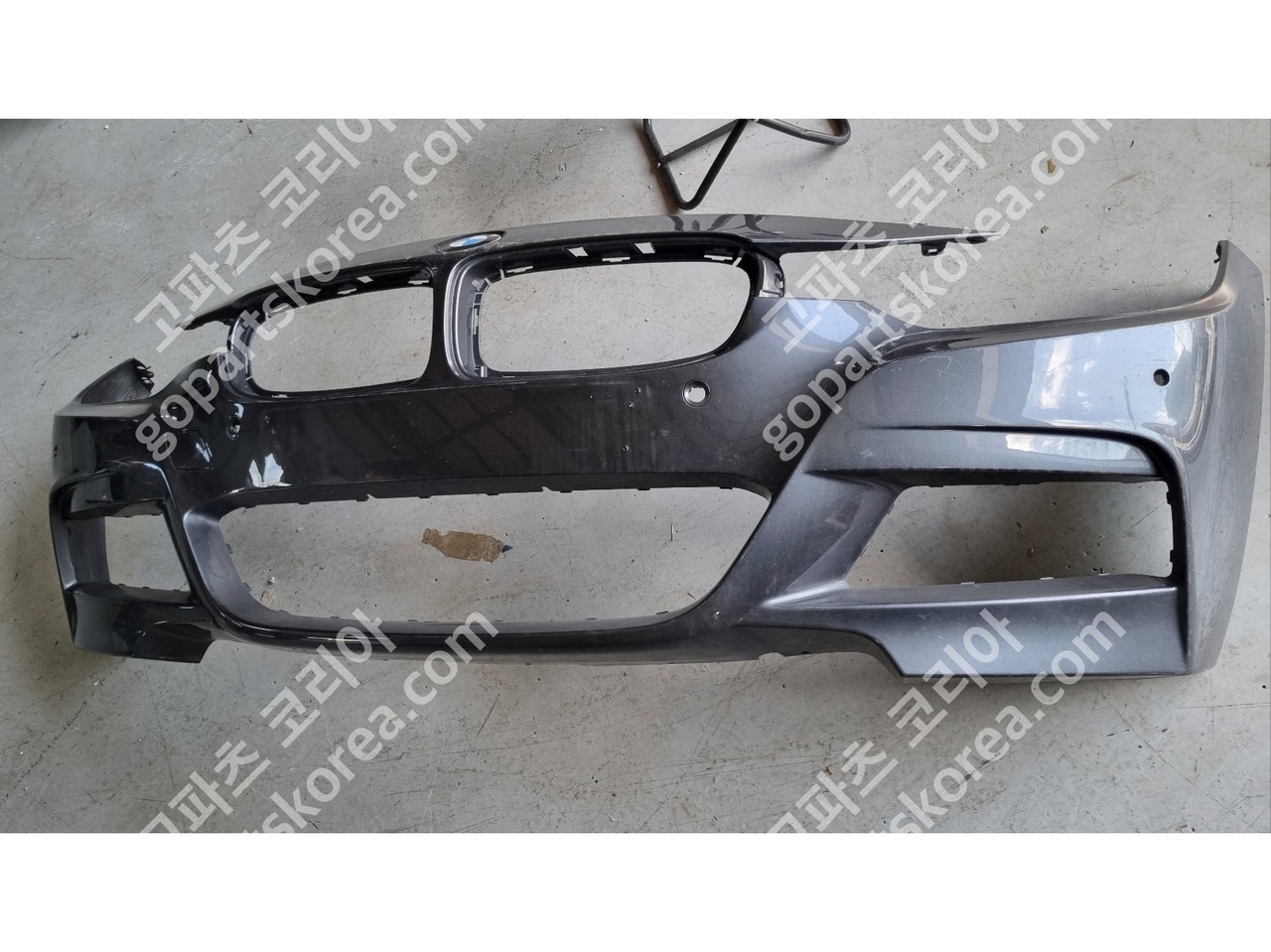 BMW 3시리즈 F30 앞범퍼 M 노즐X없음 센서4구있음 카메라X없음 사진 2