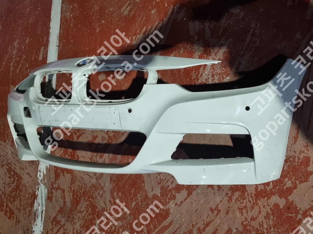 BMW 3시리즈 F30 앞범퍼 M타입 센서4구 노즐X 카메라X 사진 2