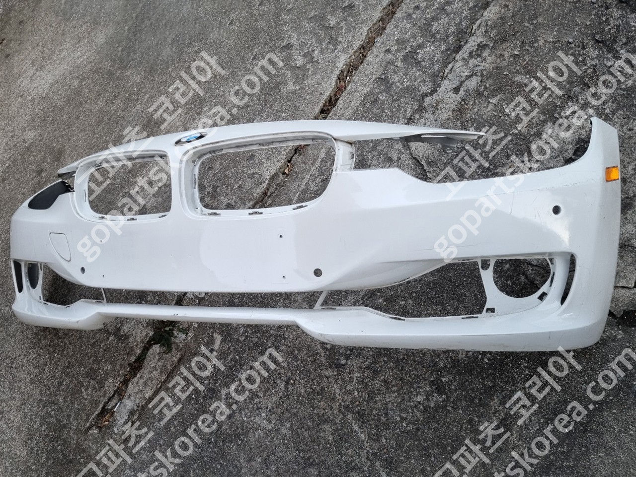 BMW 3시리즈 F30 전기 앞범퍼 노즐X타입 카메라X타입 센서4구타입 중고