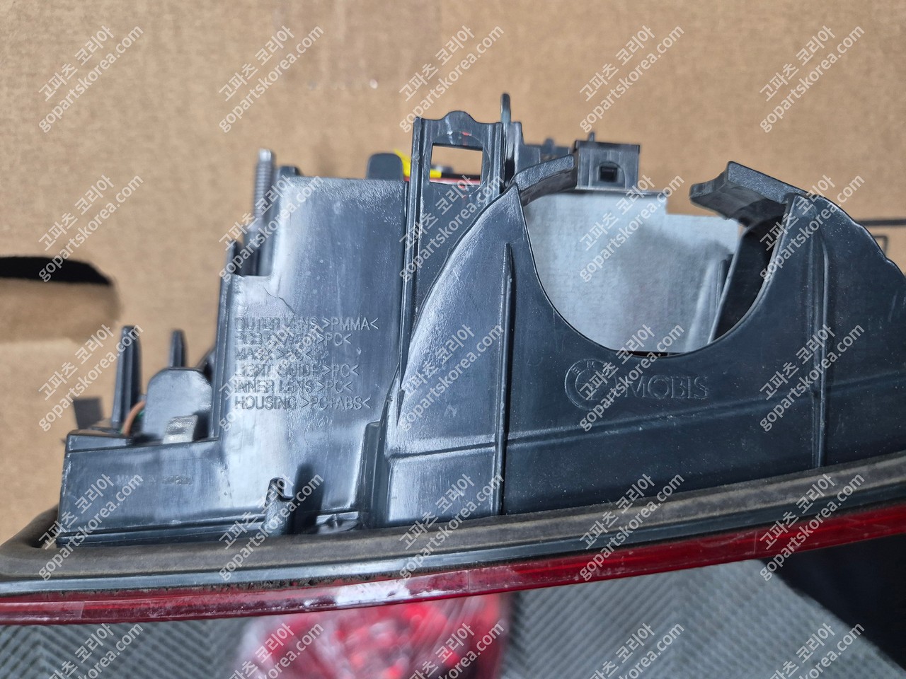 BMW 3시리즈 F30 전기 테일램프 조수석 트렁크등 사진 2