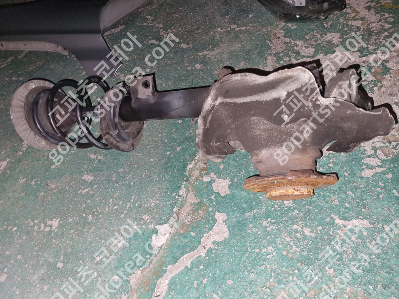 BMW 3시리즈 F30 전기 하체 조수석 앞쇼버+너클 중고