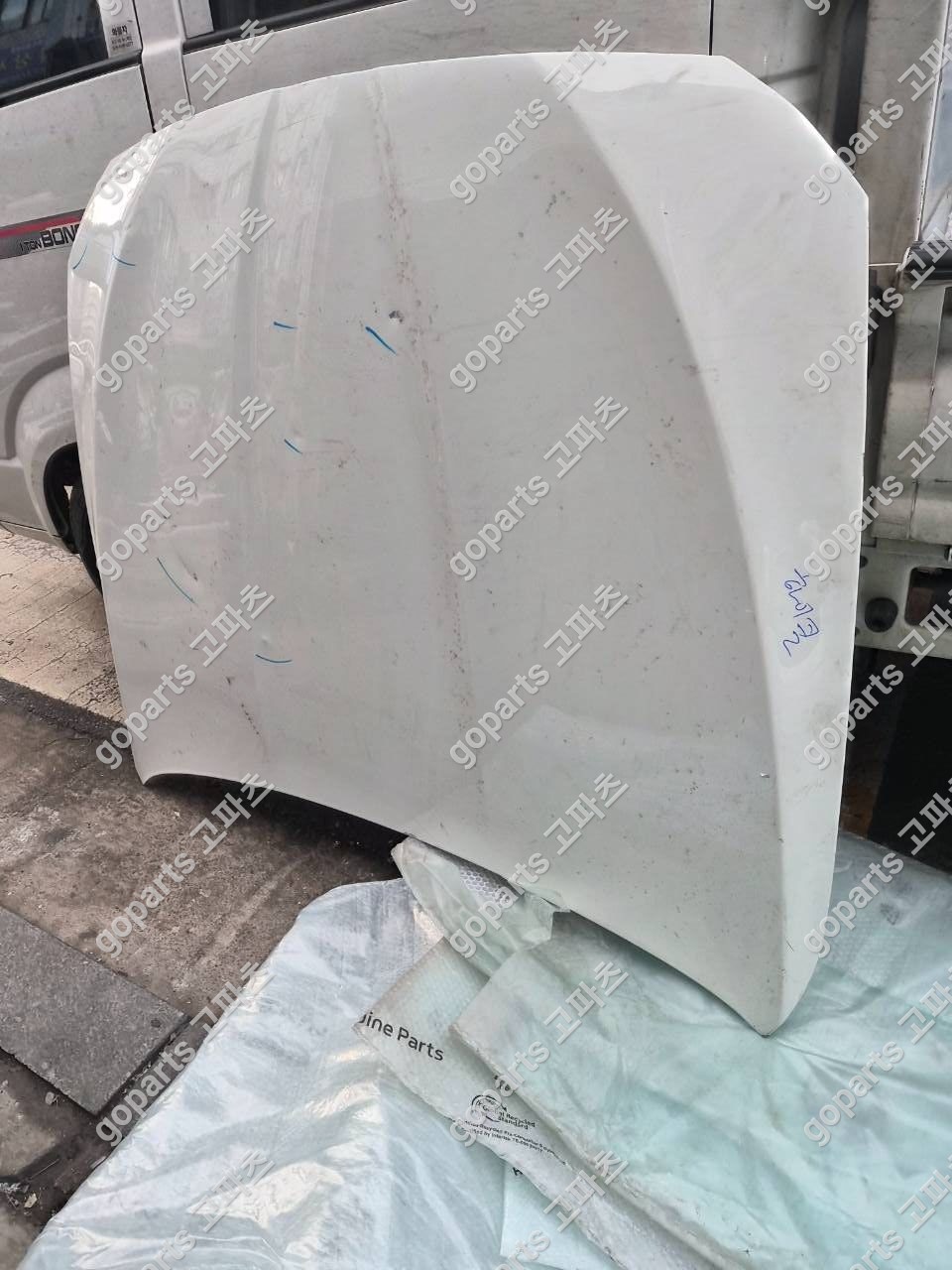 BMW 5시리즈 F10 본넷 상세사진 3