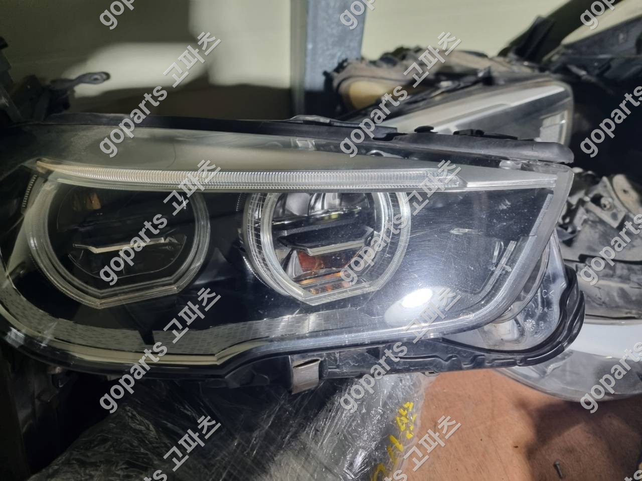 BMW 5GT F07 조수석 어댑티브 LED 헤드라이트 7424140-01 상세사진 2