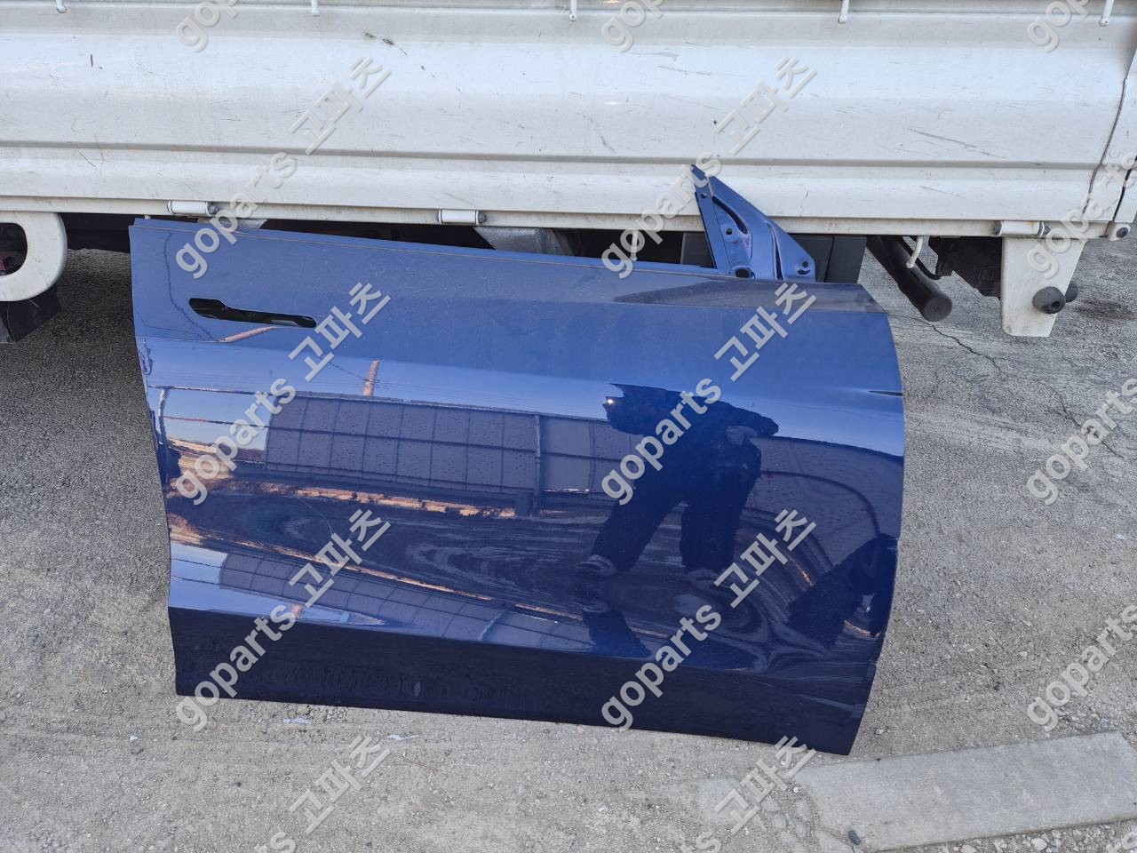 테슬라 모델Y 조수석 전도어 교체 후기: 완벽 수리를 위한 선택