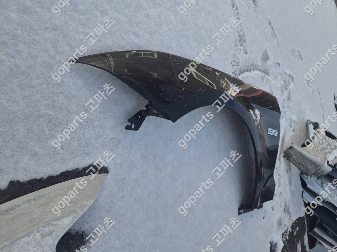 포드 머스탱 6세대 운전석 전휀더 상세사진 3