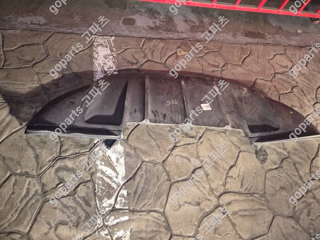 포르쉐 카이엔 958 전기형 전범퍼 상세사진 2