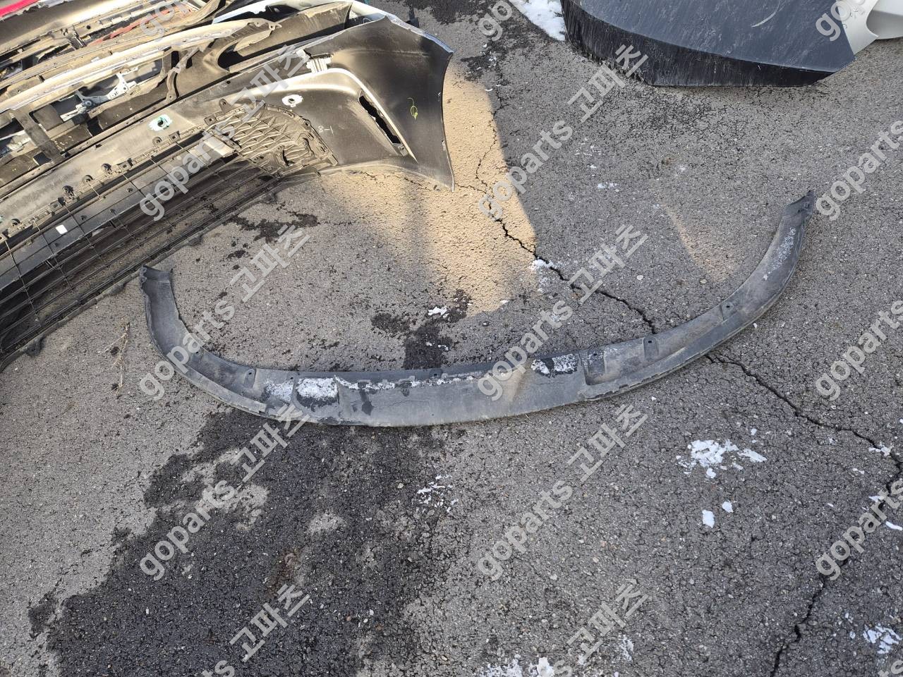 포르쉐 타이칸 966 전범퍼 중고 교체 후기: 스포티한 변신!