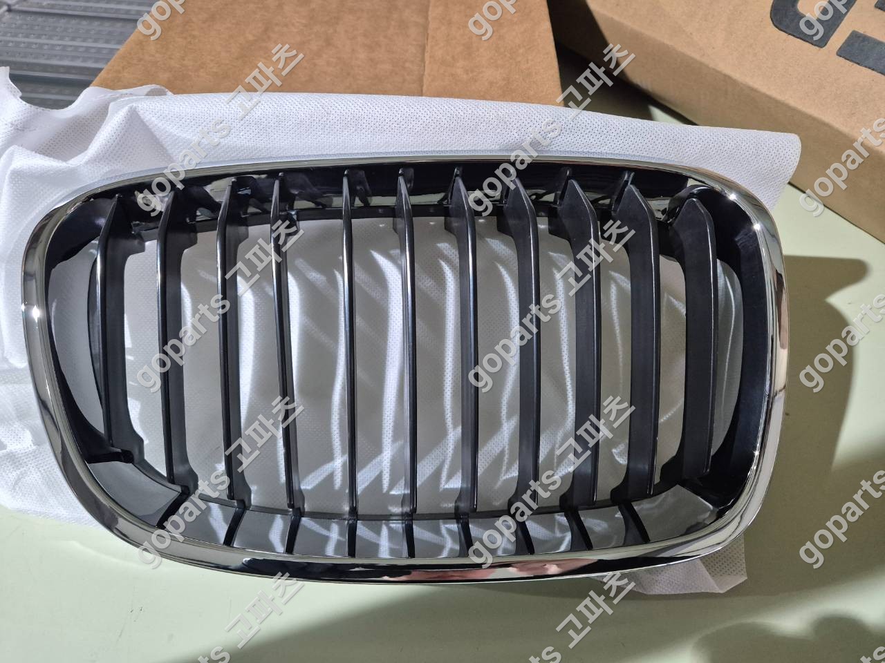 BMW F20 1시리즈 전면 그릴 교체 후기: 완벽 수리를 위한 선택