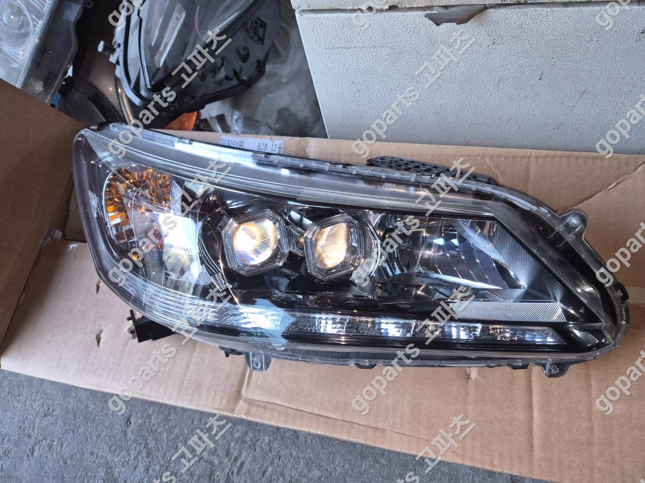 혼다 어코드 조수석 헤드라이트 교체 후기: 9세대 전반기 모델 수리 완벽 지원