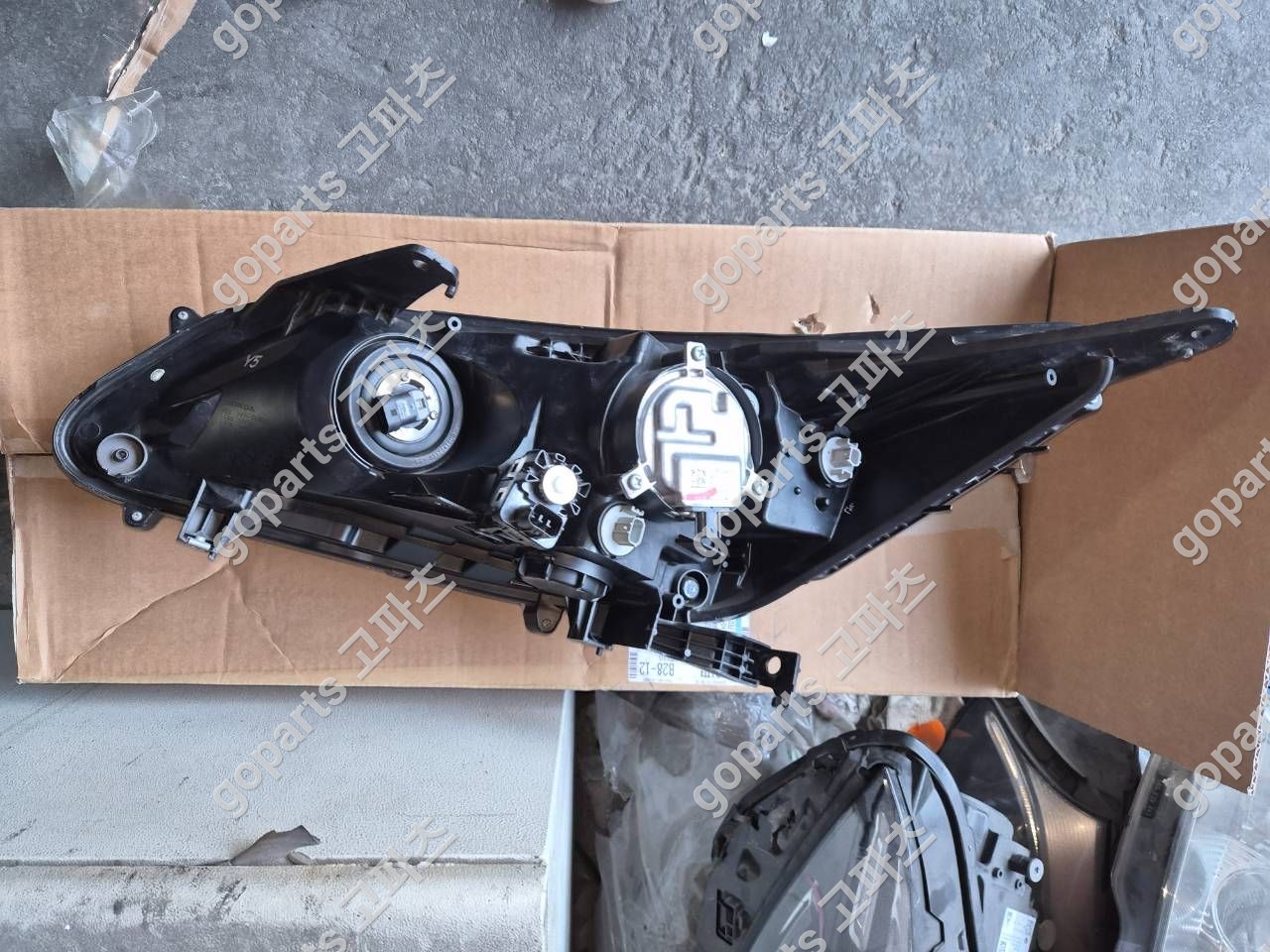 혼다 어코드 9세대 전반기 조수석 헤드라이트 상세사진 3