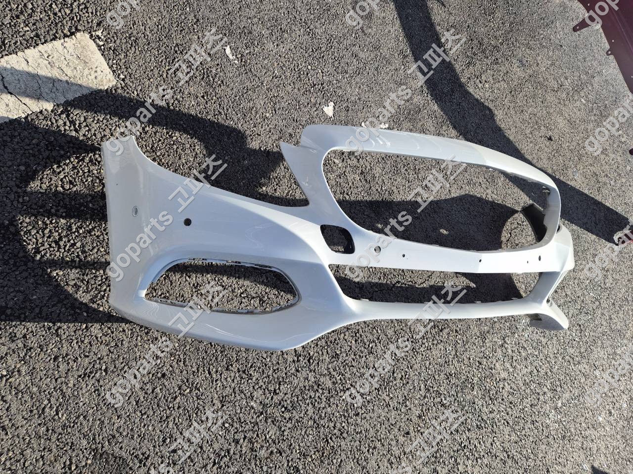 벤츠 W205 C클래스 전범퍼 (아방가르드 타입) 상세사진 2