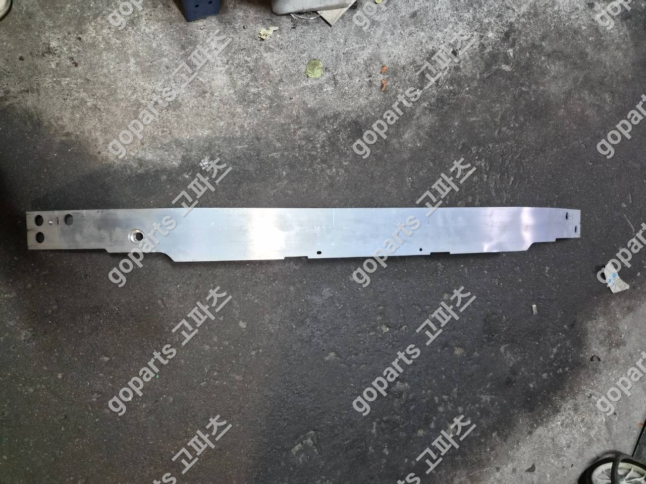 미니 컨트리맨 F60 전레일 앞레일 프론트레인포스먼트 전면캐리어레일바 상세사진 2