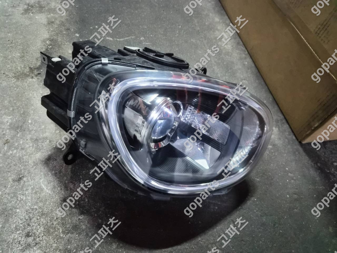 미니 컨트리맨 F60 조수석 헤드라이트 7494802-02 상세사진 3