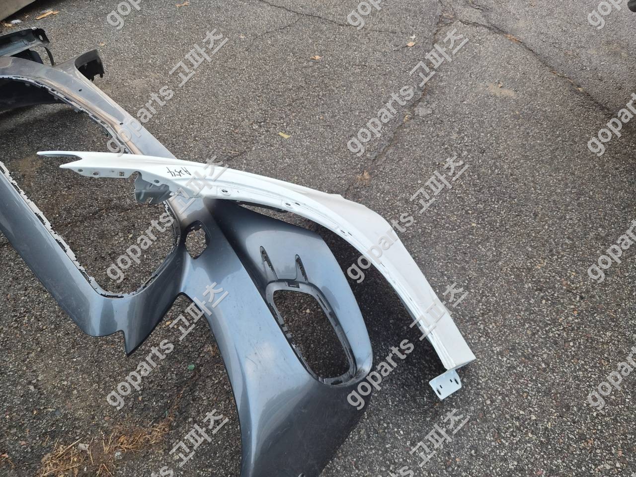 벤츠 GLC W254 운전석 앞휀더 상세사진 3