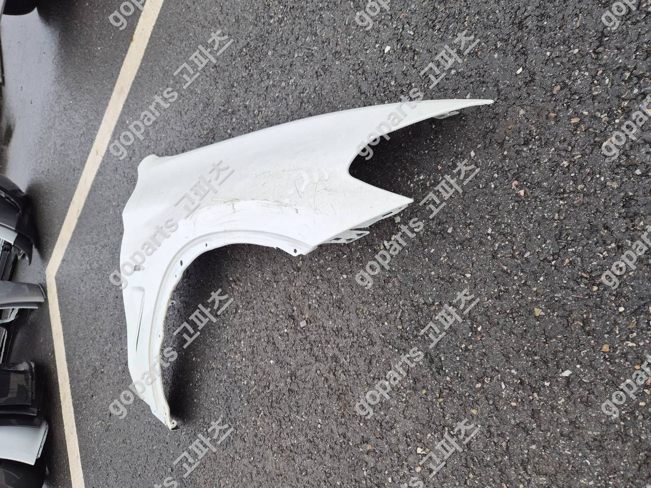 BMW X3 G01 조수석 전휀더 중고부품 상세사진 2