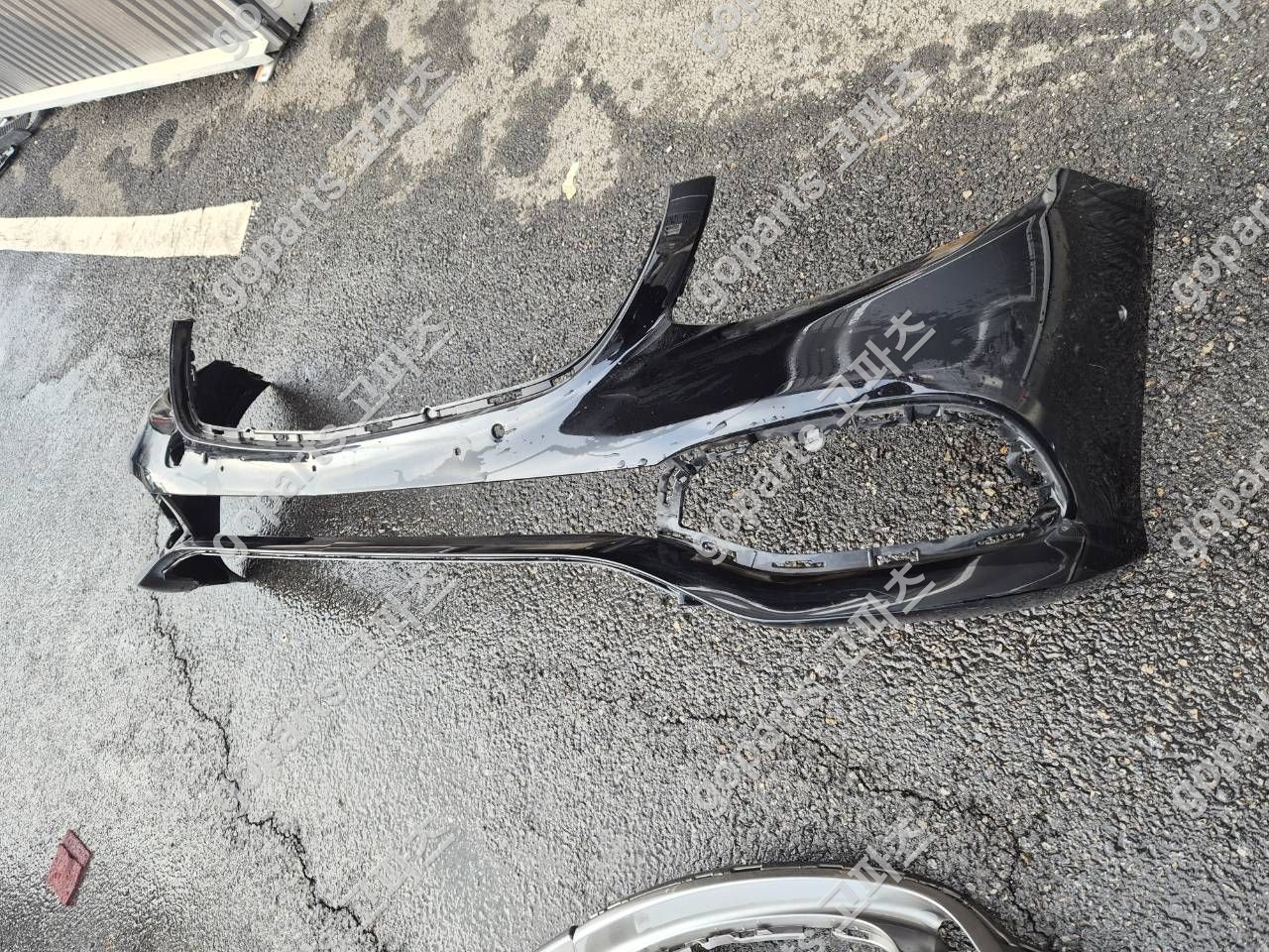 벤츠 W213 E클래스 전기형 전범퍼 상세사진 2