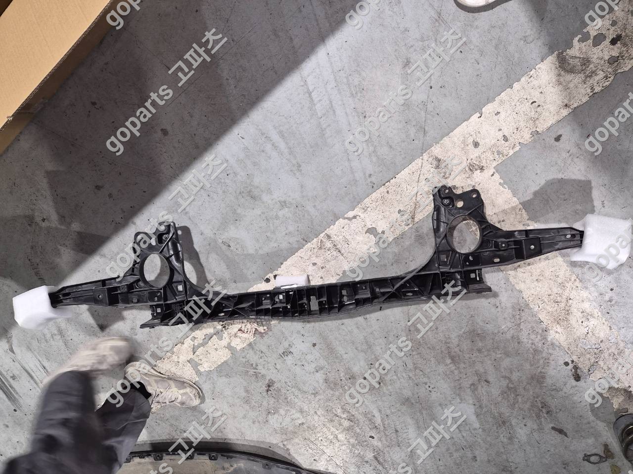 포르쉐 카이엔 958 전판넬 (에프터신품) 상세사진 2