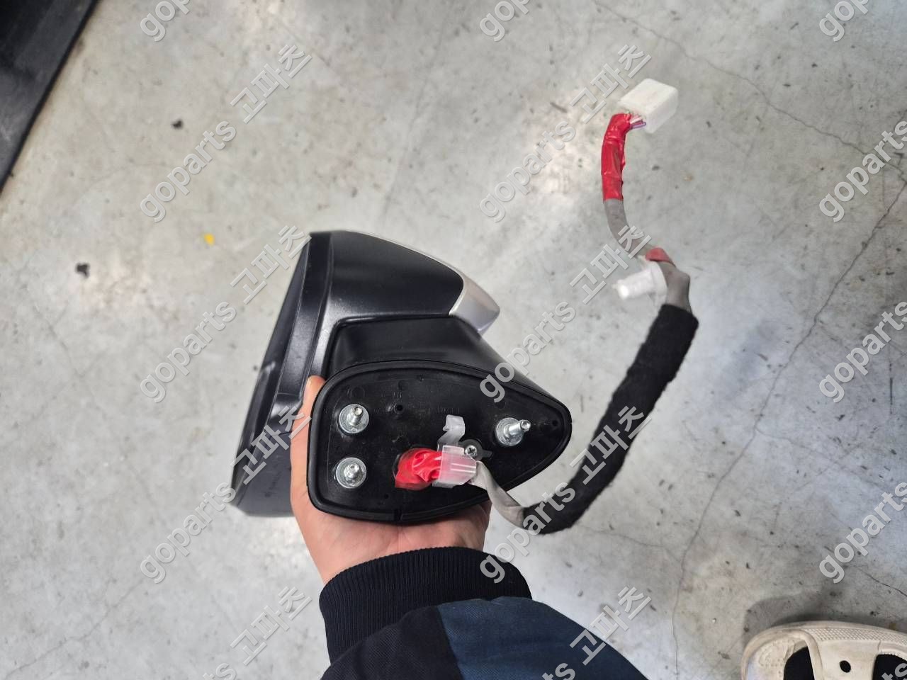 도요타 캠리 8세대 운전석 사이드미러 상세사진 2