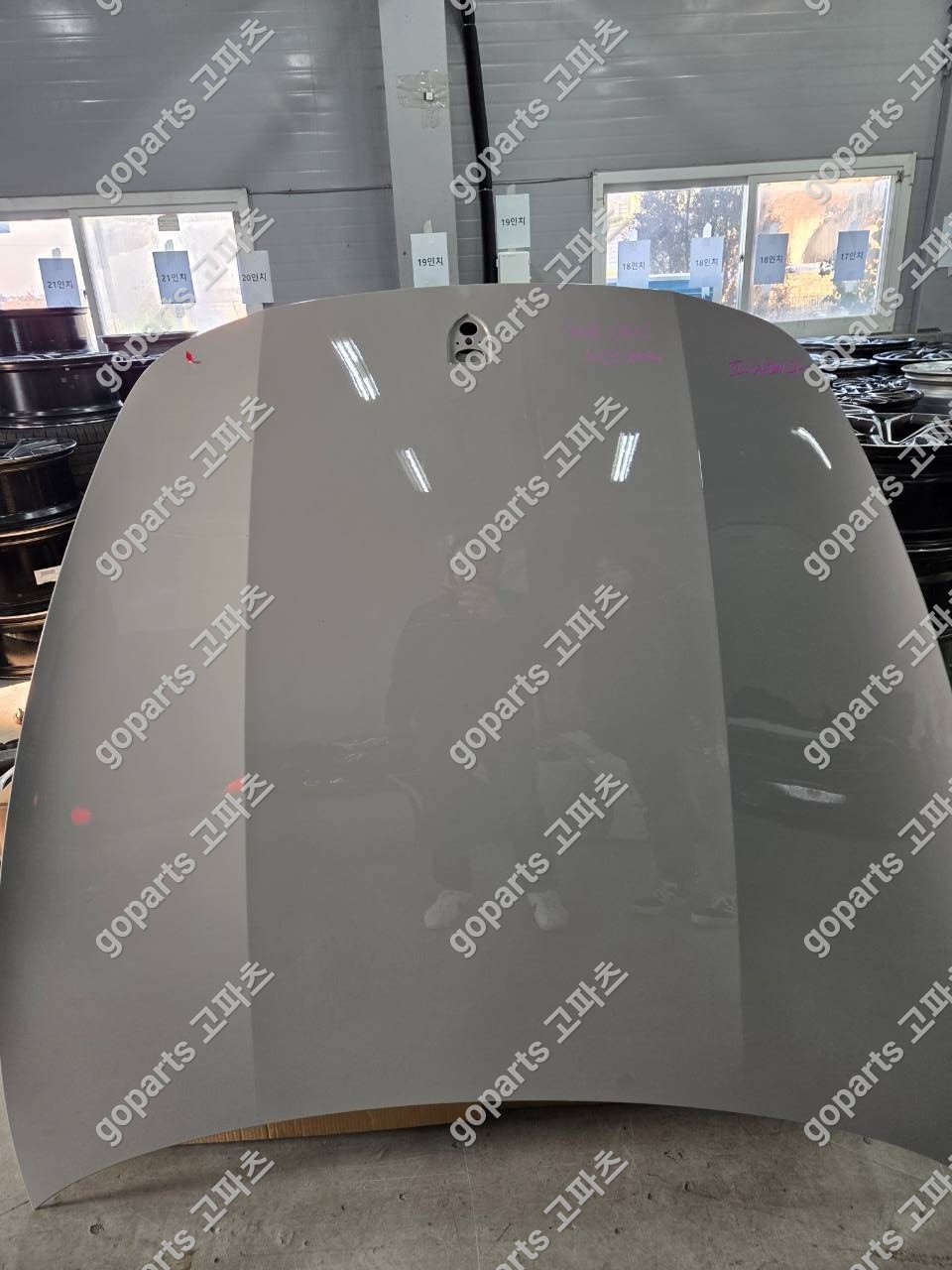 포르쉐 파나메라 971 2세대 본넷 교체 후기: 고파츠 납품 사례