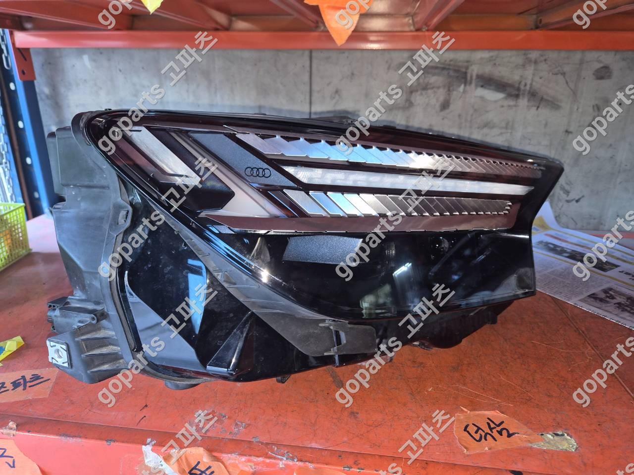 아우디 Q4 이트론 조수석 헤드라이트 89a941036 상세사진 3