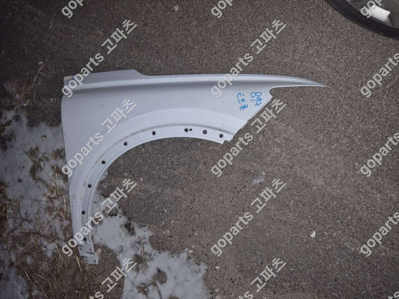 아우디 Q4 etron 이트론 조수석 전휀더 교체 수리 후기 – 고파츠