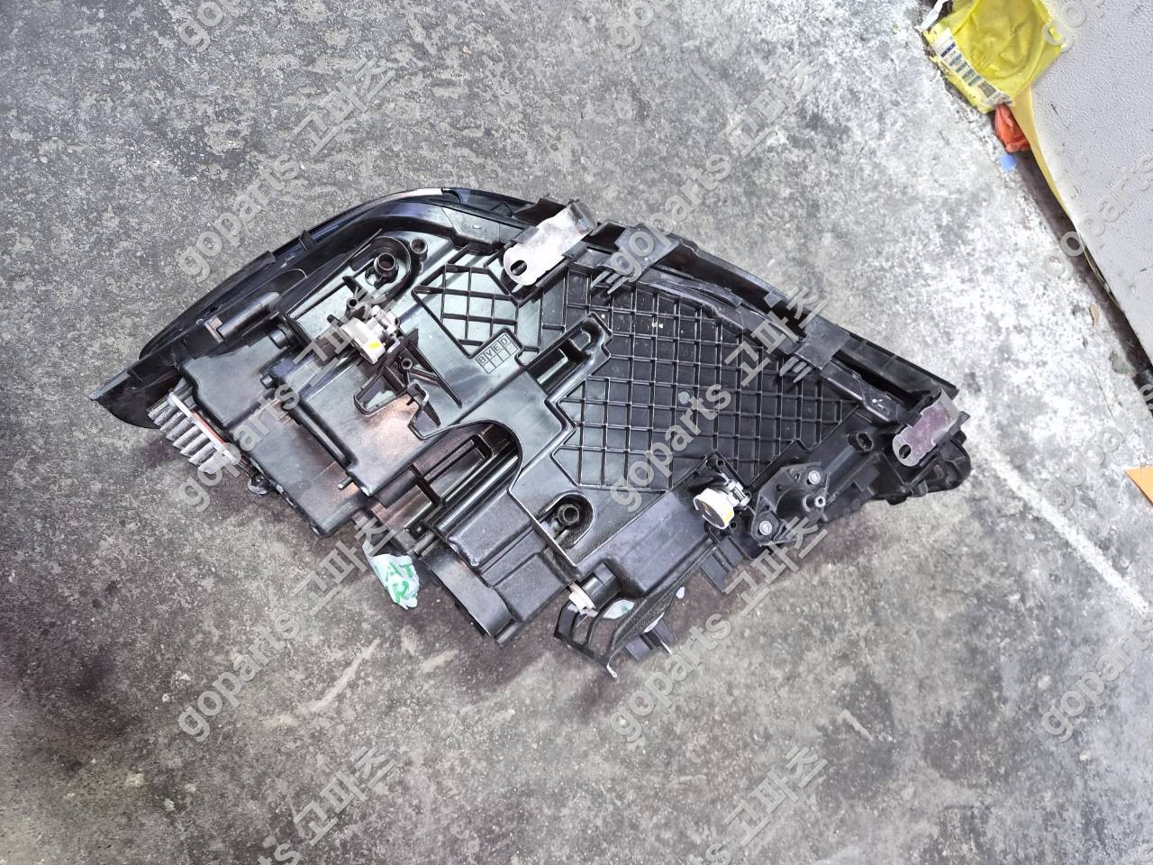 BMW G30 5시리즈 조수석 LED 헤드라이트 9850582-06 상세사진 4