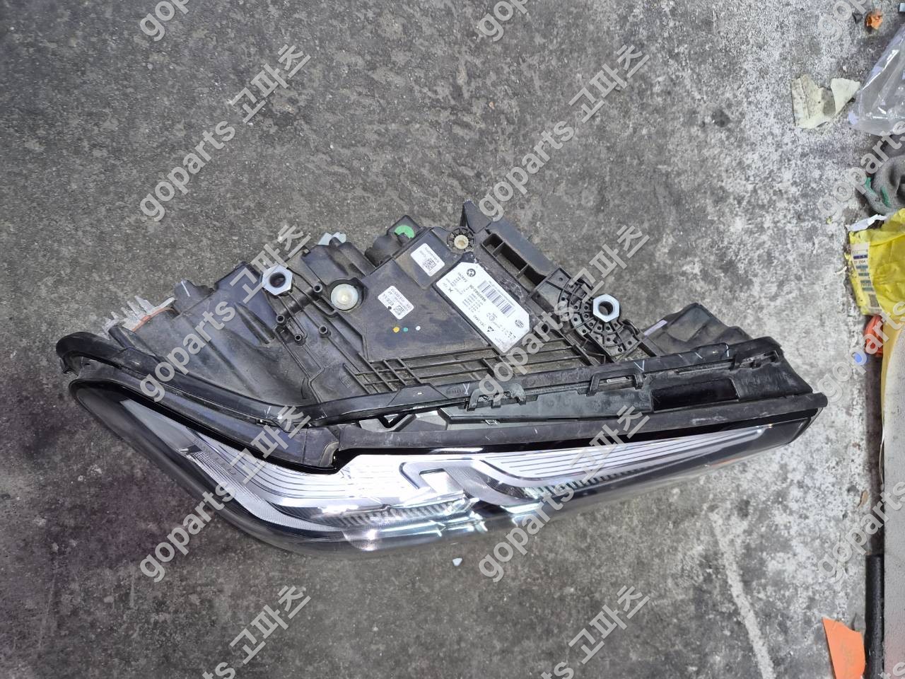 BMW G30 5시리즈 조수석 LED 헤드라이트 9850582-06 상세사진 5