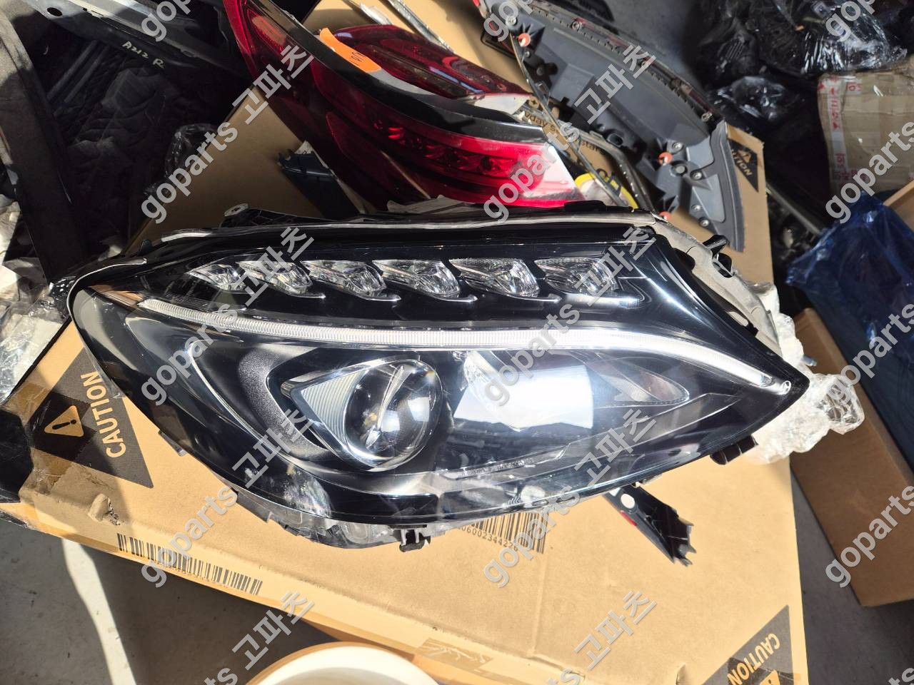 벤츠 W205 C클래스 조수석 헤드라이트 A2059062604 상세사진 4