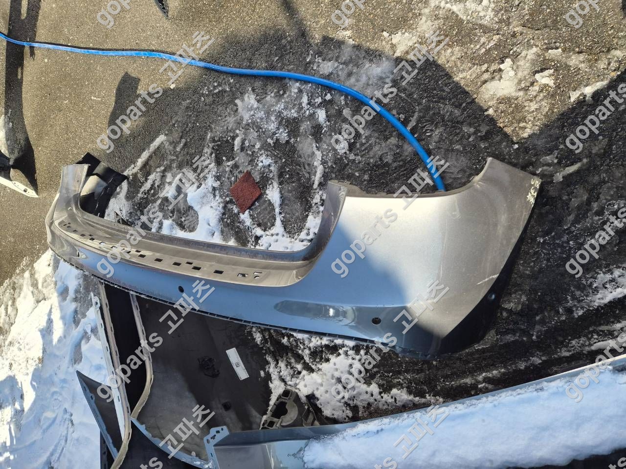 벤츠 GLA W156 후범퍼 (센서 6구 타입) 상세사진 2