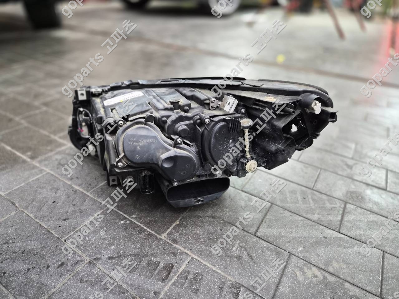 BMW 5GT F07 조수석 어댑티브 LED 헤드라이트 7424140-01 상세사진 5