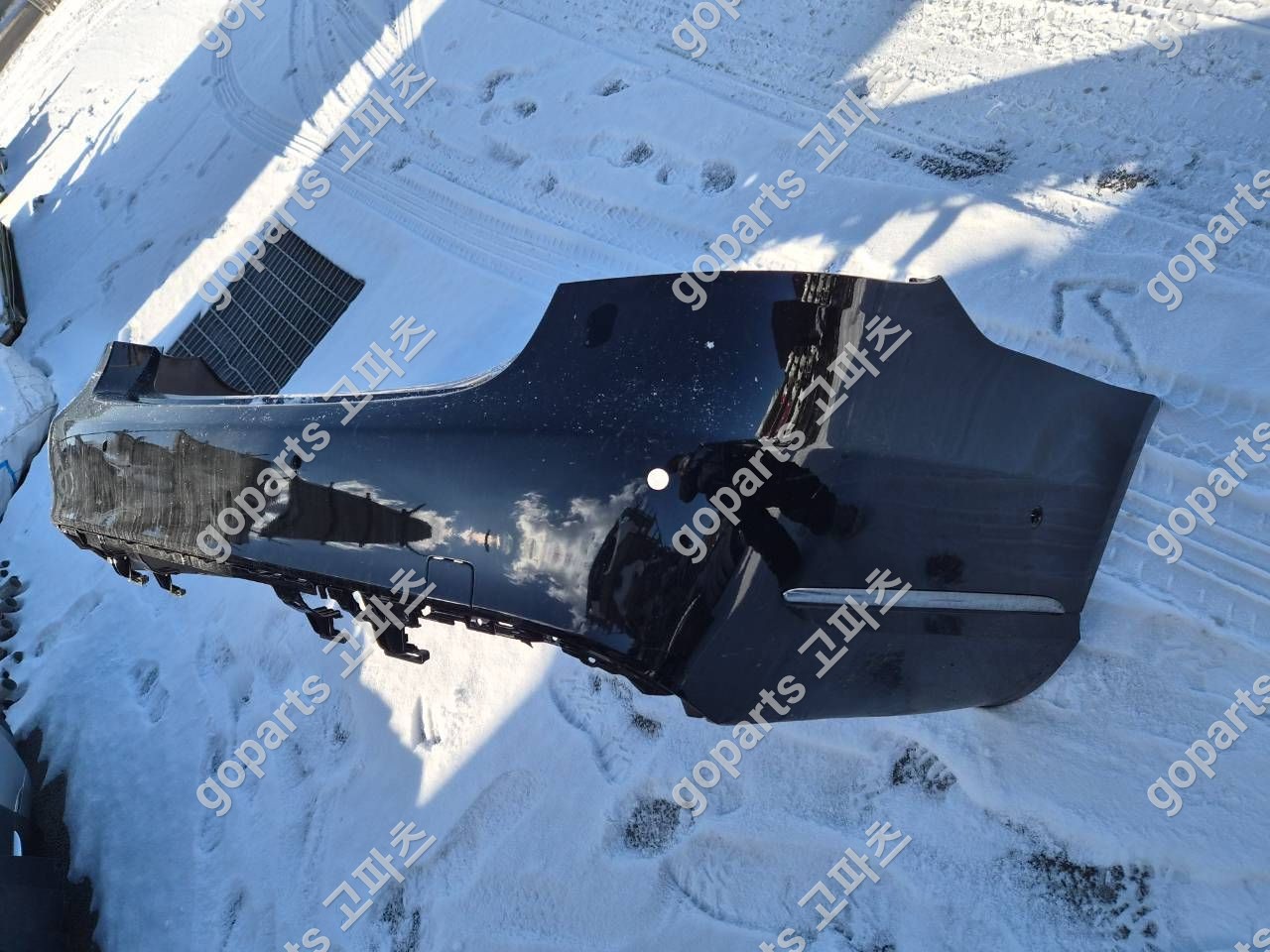 벤츠 W212 E클래스 후기형 후범퍼 상세사진 2