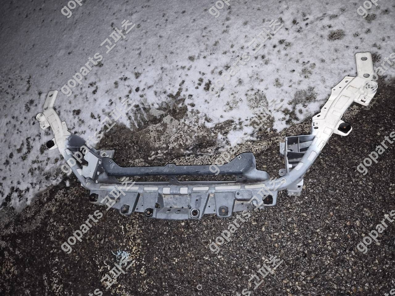 마세라티 르반테 전판넬 교체 후기: 부산 공업사 납품 사례