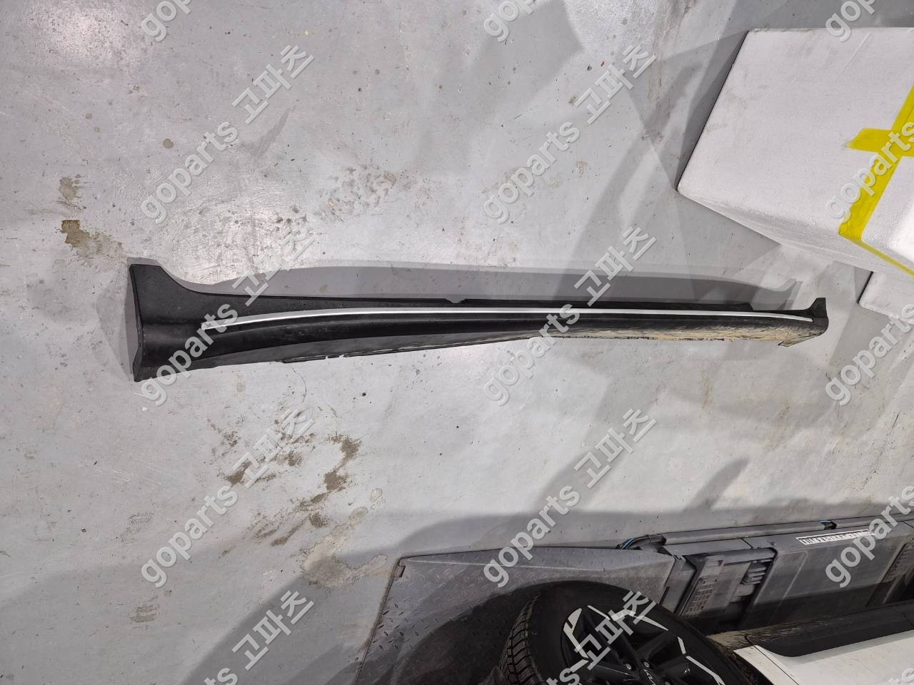 벤츠 GLC C253 쿠페 조수석 사이드스테프 A2536980400 상세사진 3