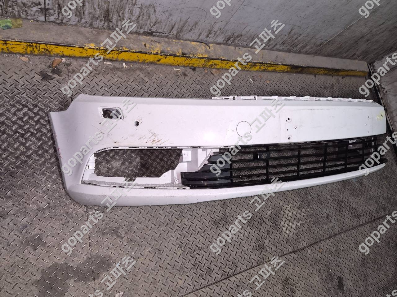 폭스바겐 CC 후기형 전범퍼 상세사진 3