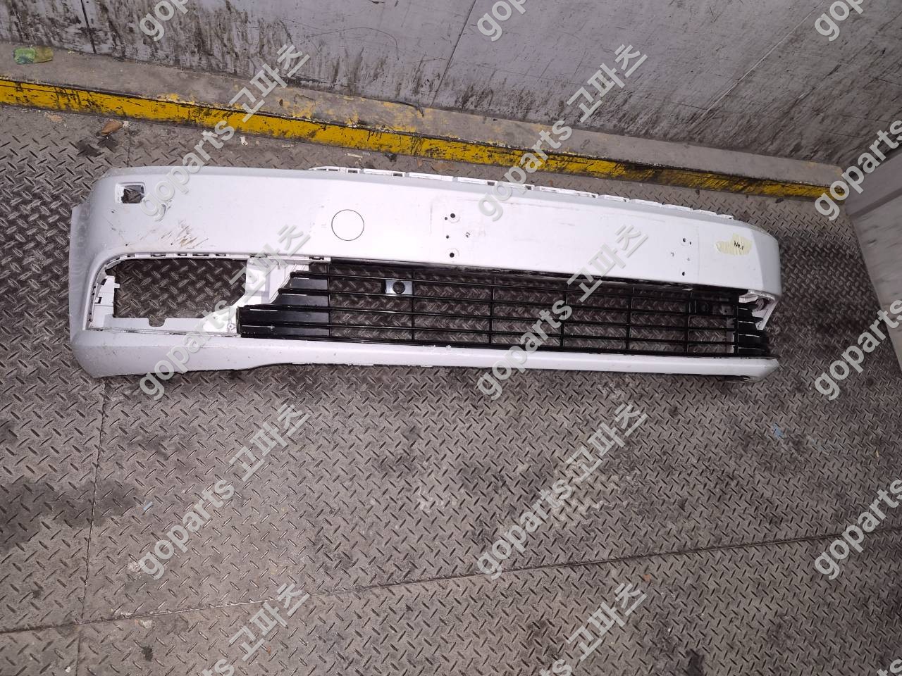 폭스바겐 CC 전범퍼 교체 후기: 2012-2016 후기형 완벽 수리 납품