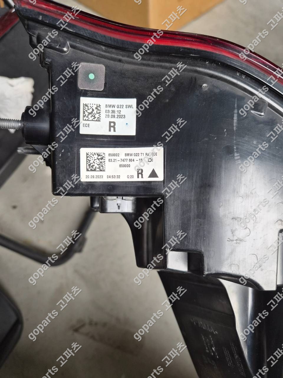 BMW 4시리즈 G22 조수석 후미등 6321-7477604 상세사진 2