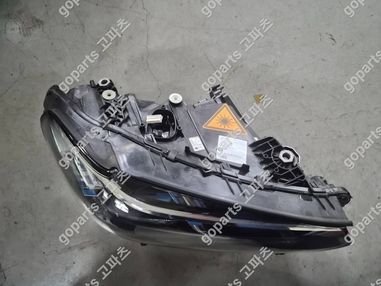 BMW X3/X4 G01/G02 조수석 레이저 헤드라이트 5a29218-07 상세사진 4