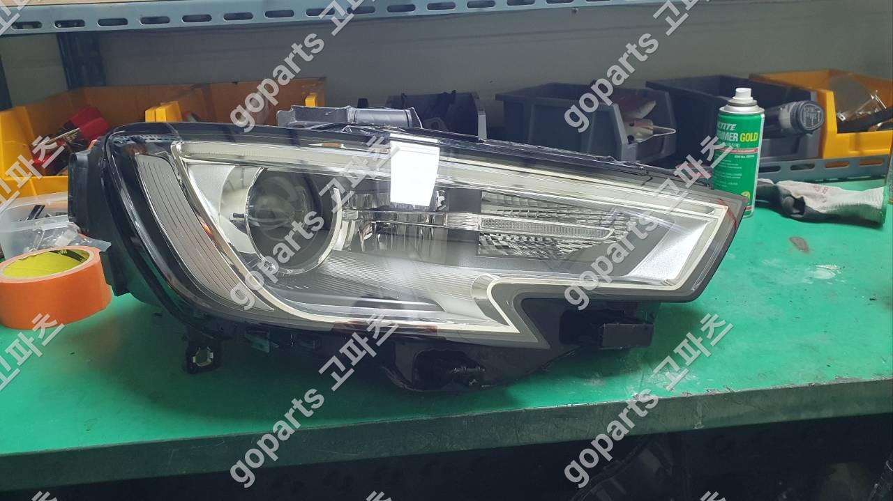 아우디 A3 8V 조수석 헤드라이트 교체 후기: 20년 노하우 고파츠 납품 사례