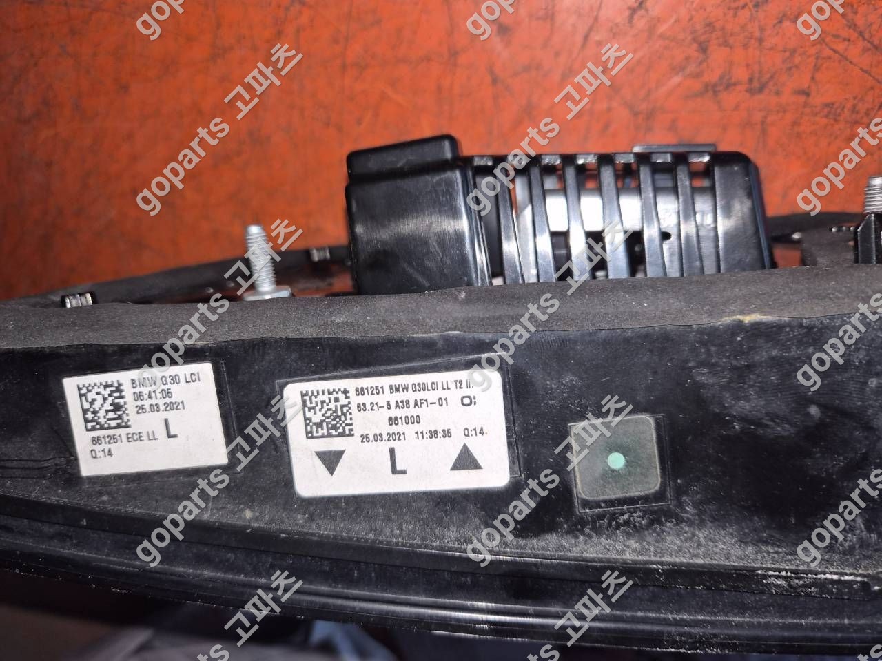 BMW 5시리즈 G30 운전석 후미등 6321-5a38af1-01/02 상세사진 2