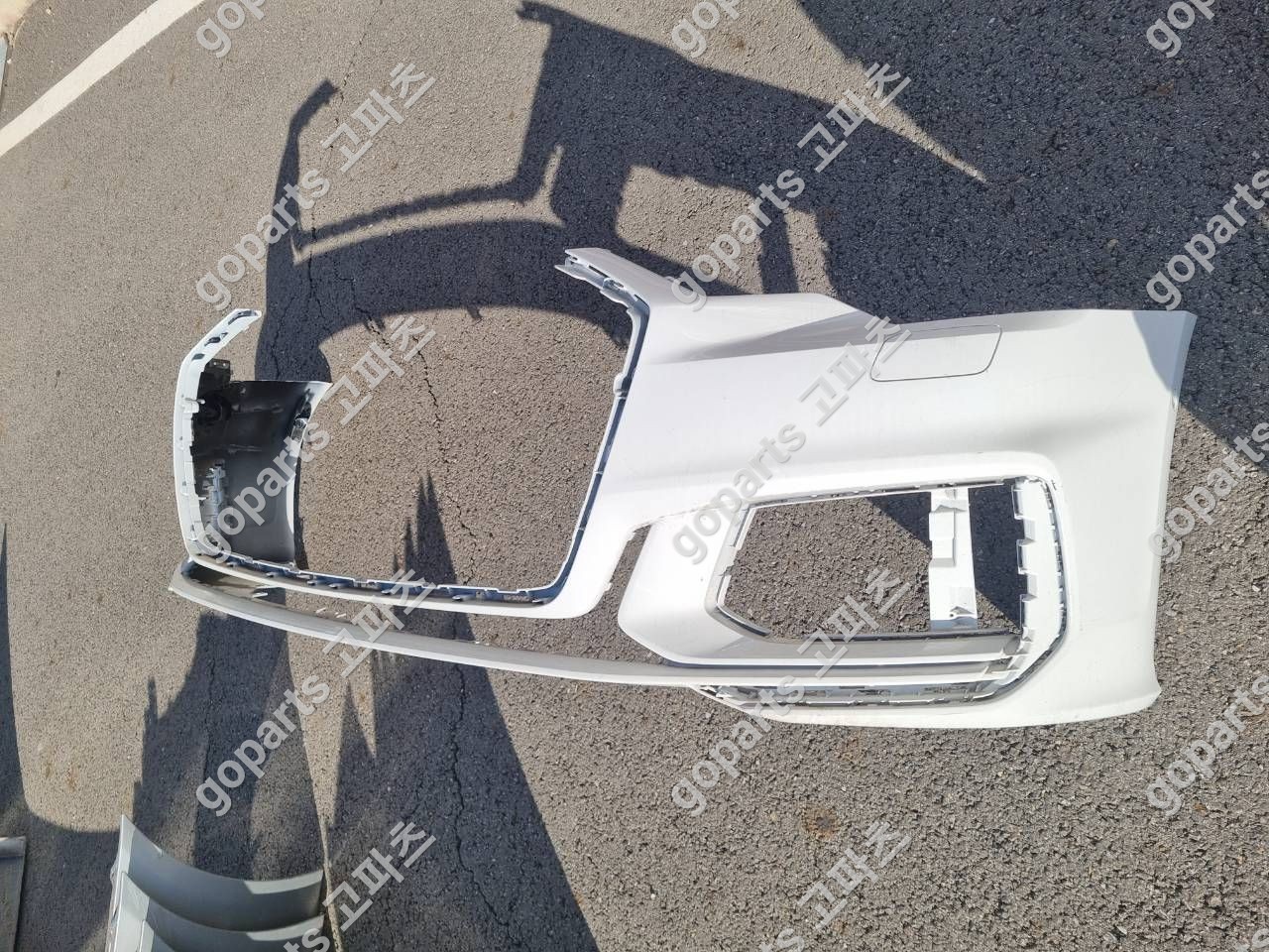 아우디 A6 C8 4K 전범퍼 상세사진 2