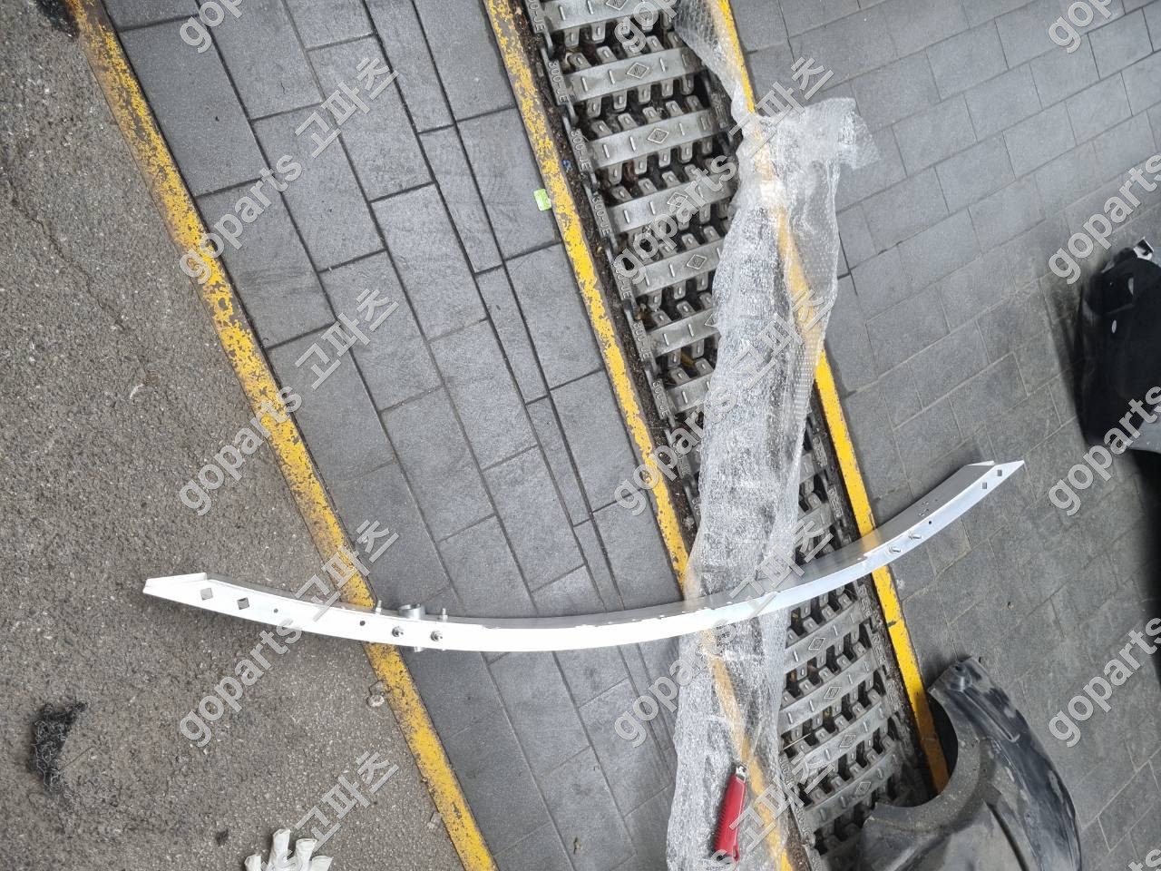 벤츠 W212 E클래스 전레일 앞 래일 프론트 레인포스먼트 신품 교체 후기