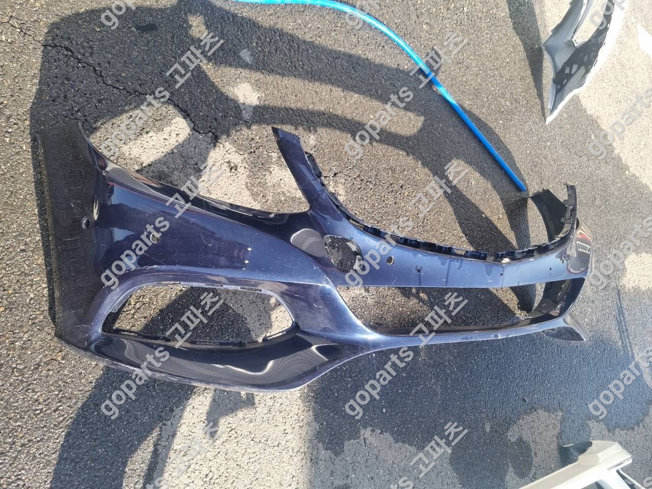 벤츠 W205 C클래스 전반기 전범퍼 상세사진 3