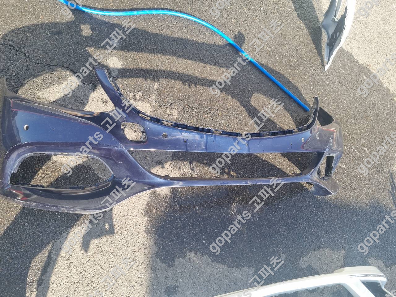 벤츠 W205 C클래스 전범퍼 중고 교체 후기: 완벽한 수리를 위한 선택!