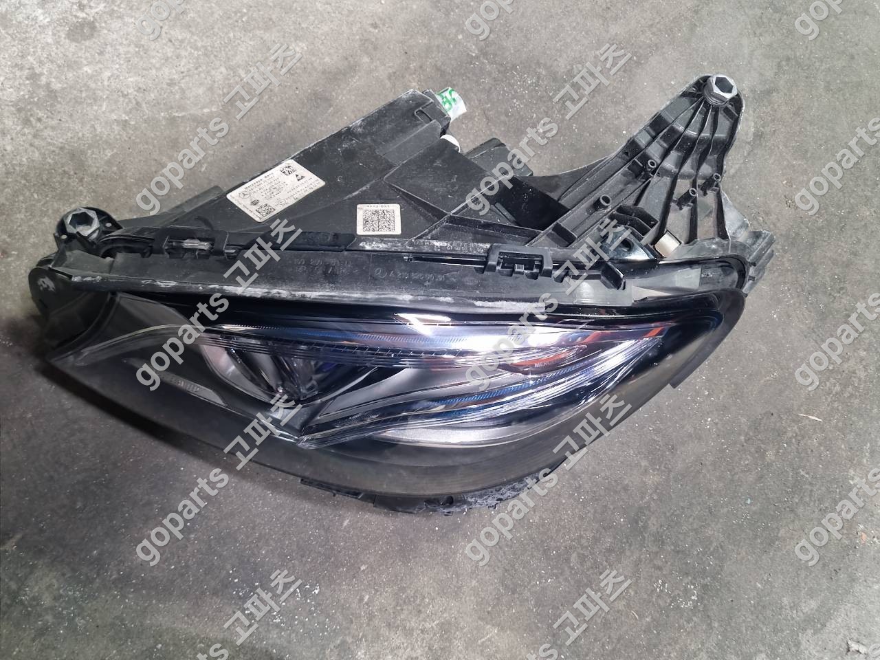 벤츠 W213 E클래스 운전석 헤드라이트 A2139066504kz A2139069504kz 상세사진 4