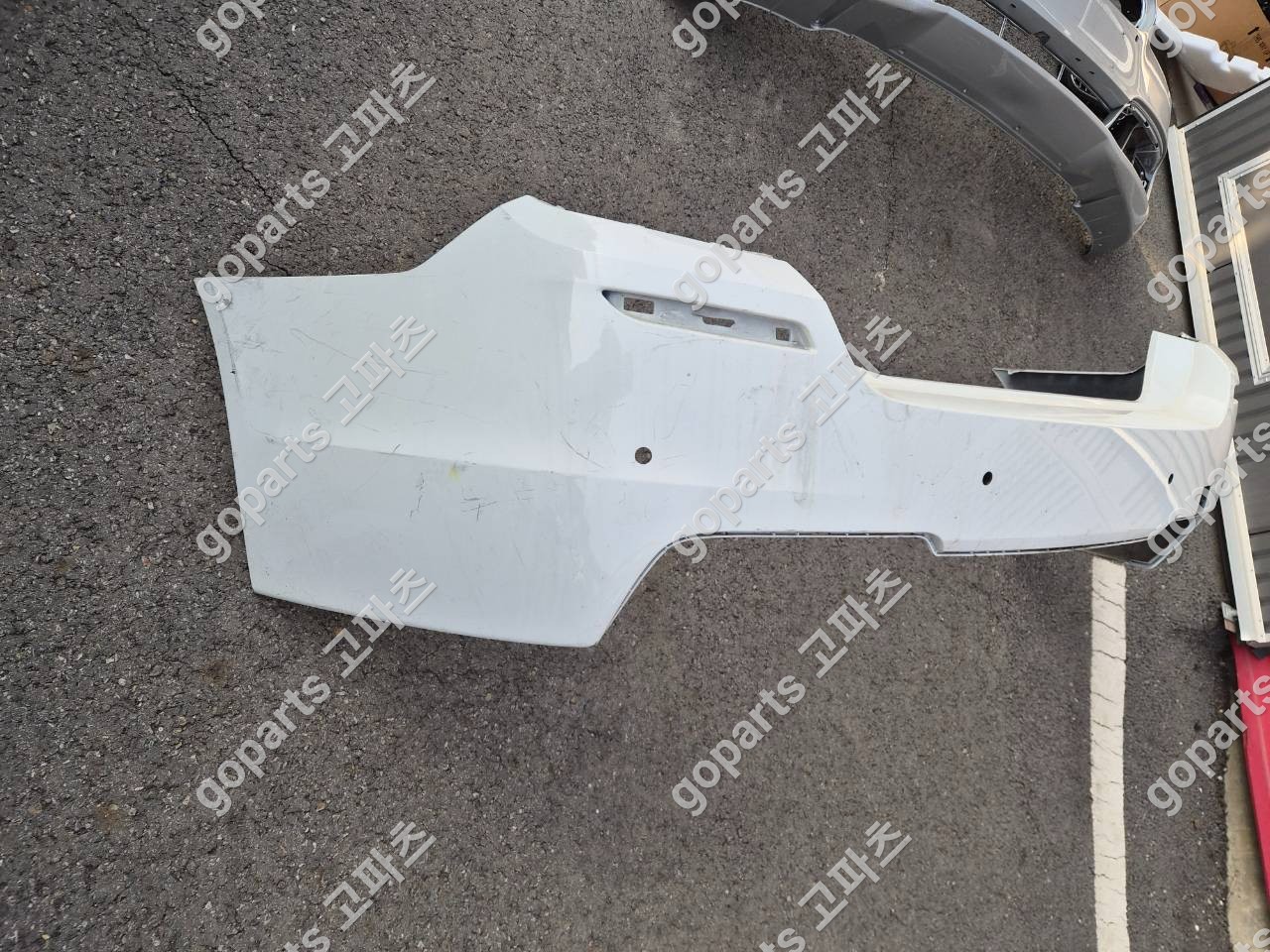 BMW F10 5시리즈 M타입 후범퍼 상세사진 2